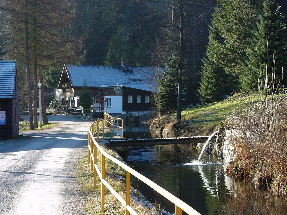 Wanderroute entlang der Pressnitztalbahn